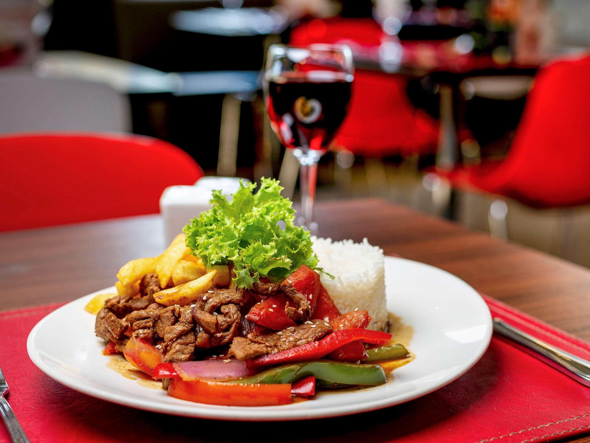 Nobile Inn Santiago, Restaurant