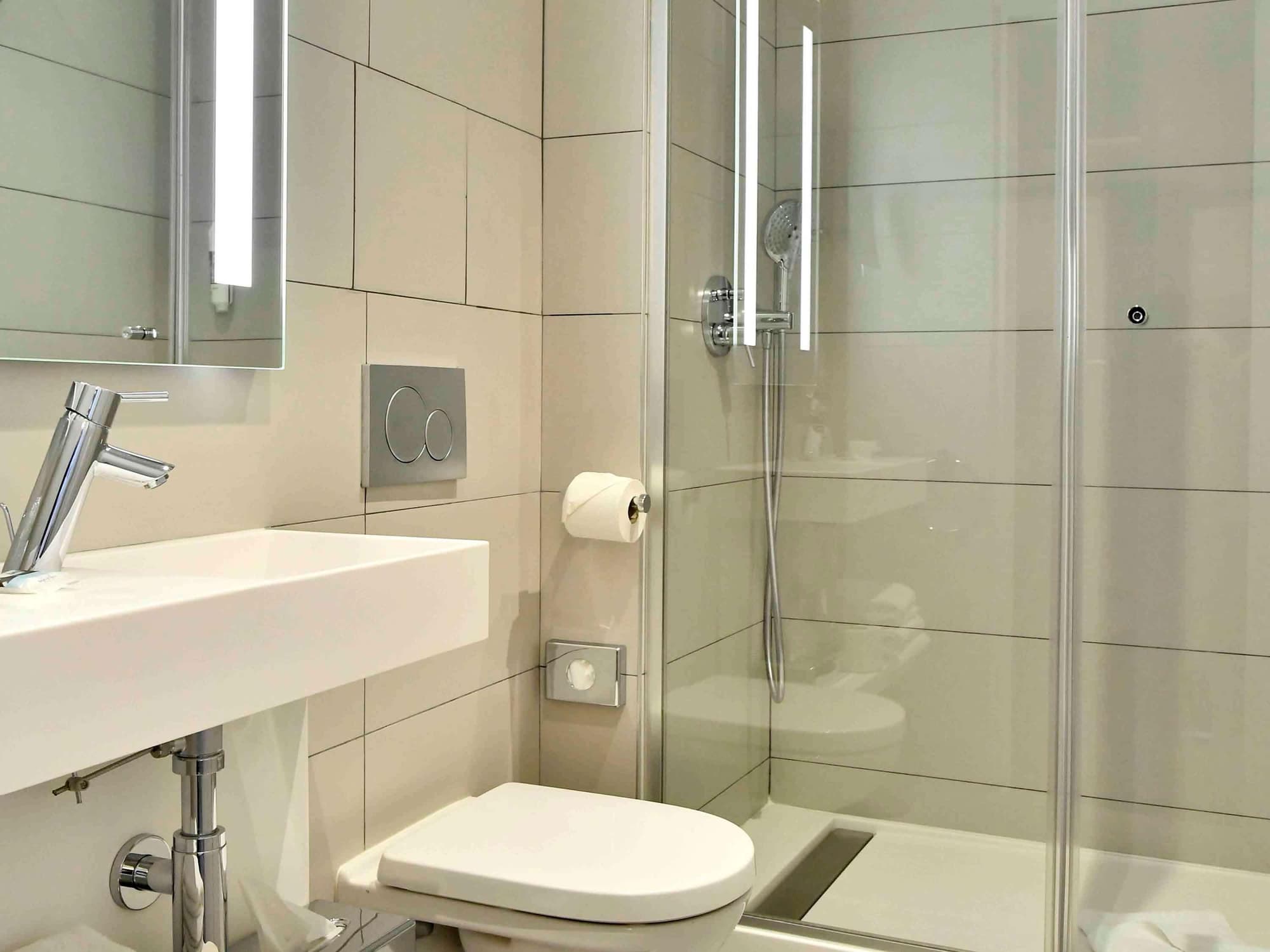 Hôtel Mercure Paris Gare de l'Est Magenta, Room