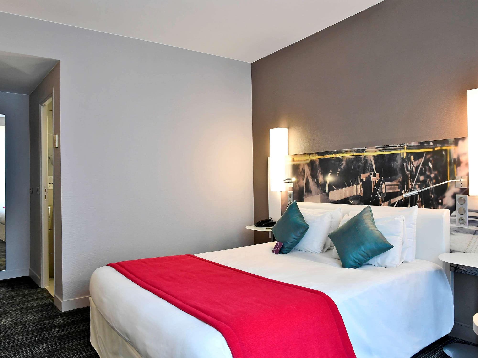 Hôtel Mercure Paris Gare de l'Est Magenta, Room