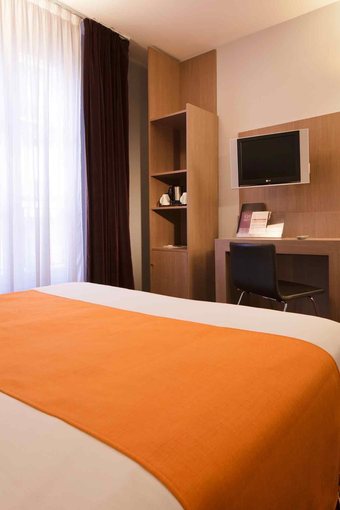 Hôtel Mercure Paris Gare de l'Est Magenta, Room