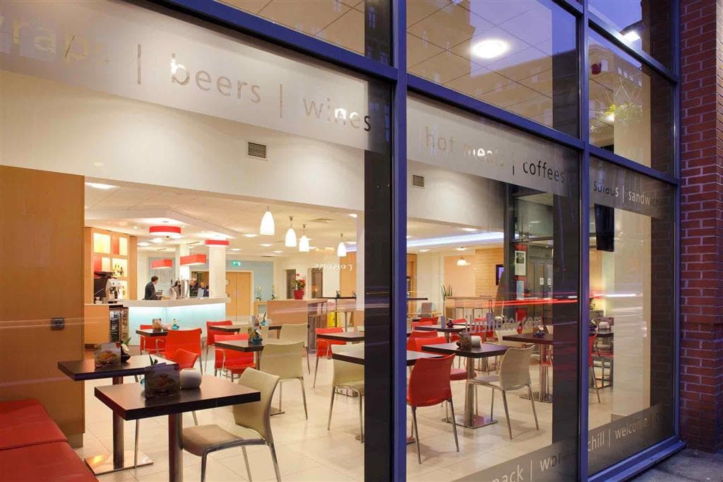 Ibis Manchester Portland St, Lobby