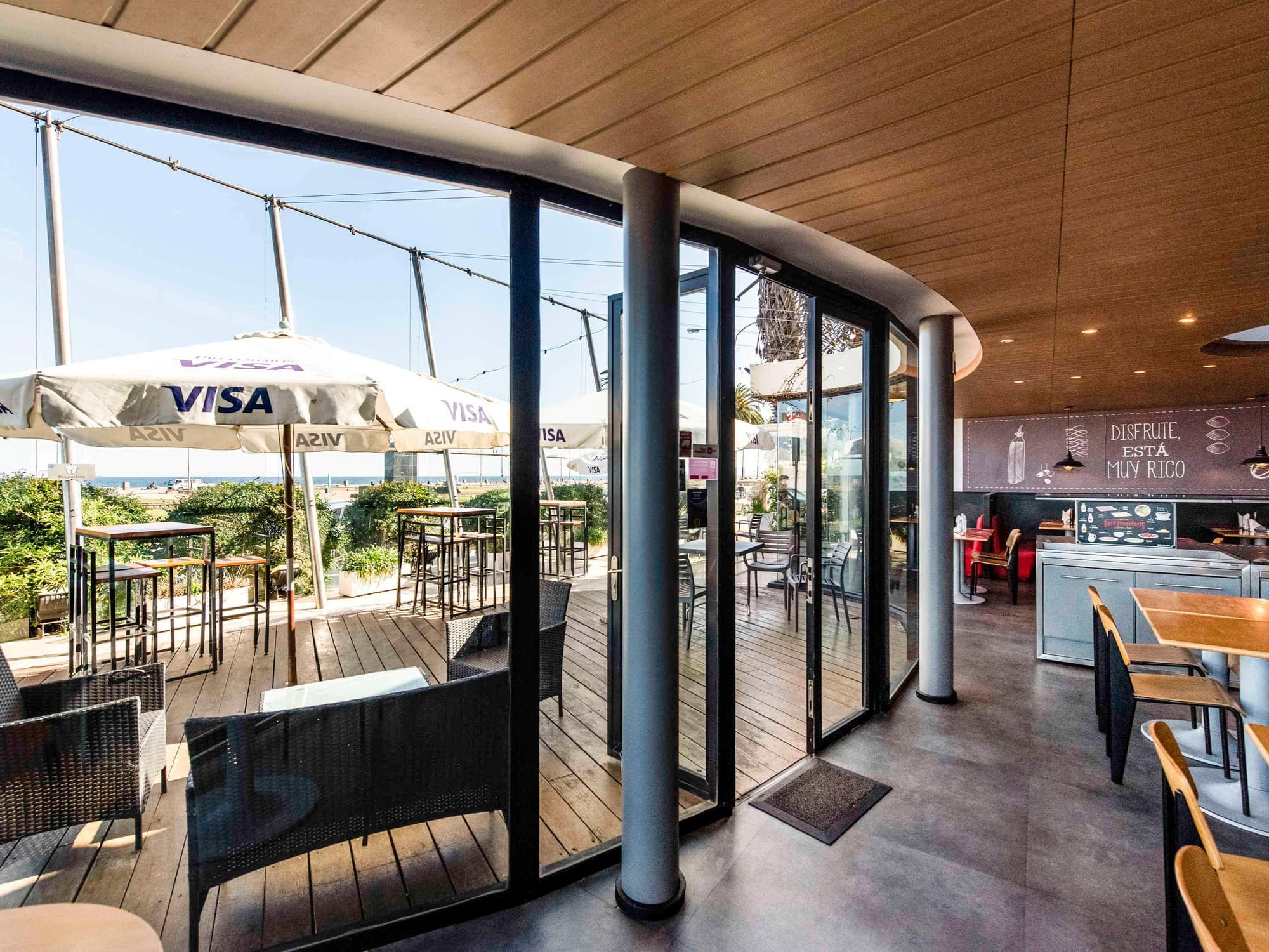 ibis Montevideo, Restaurant