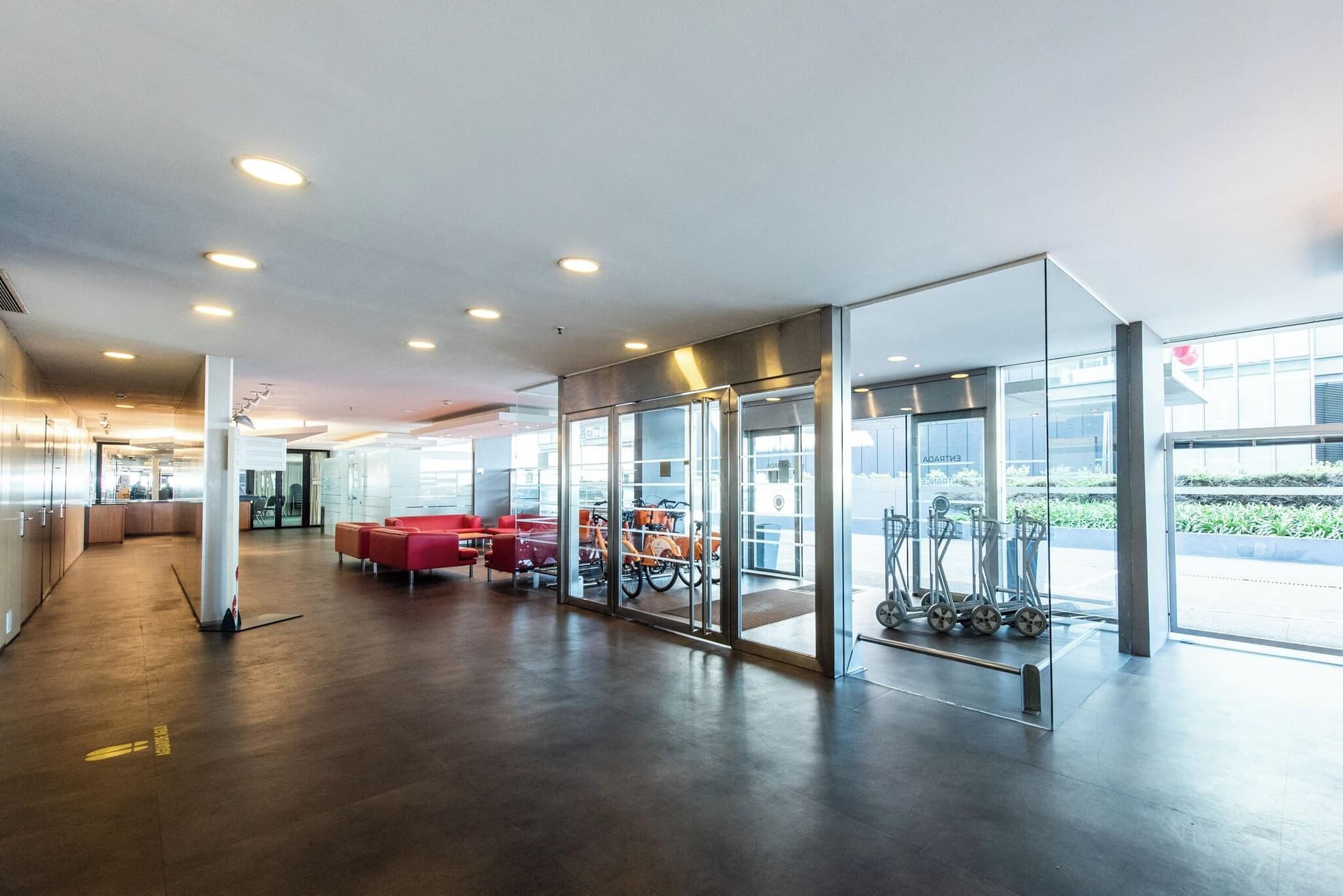 ibis Montevideo, Lobby