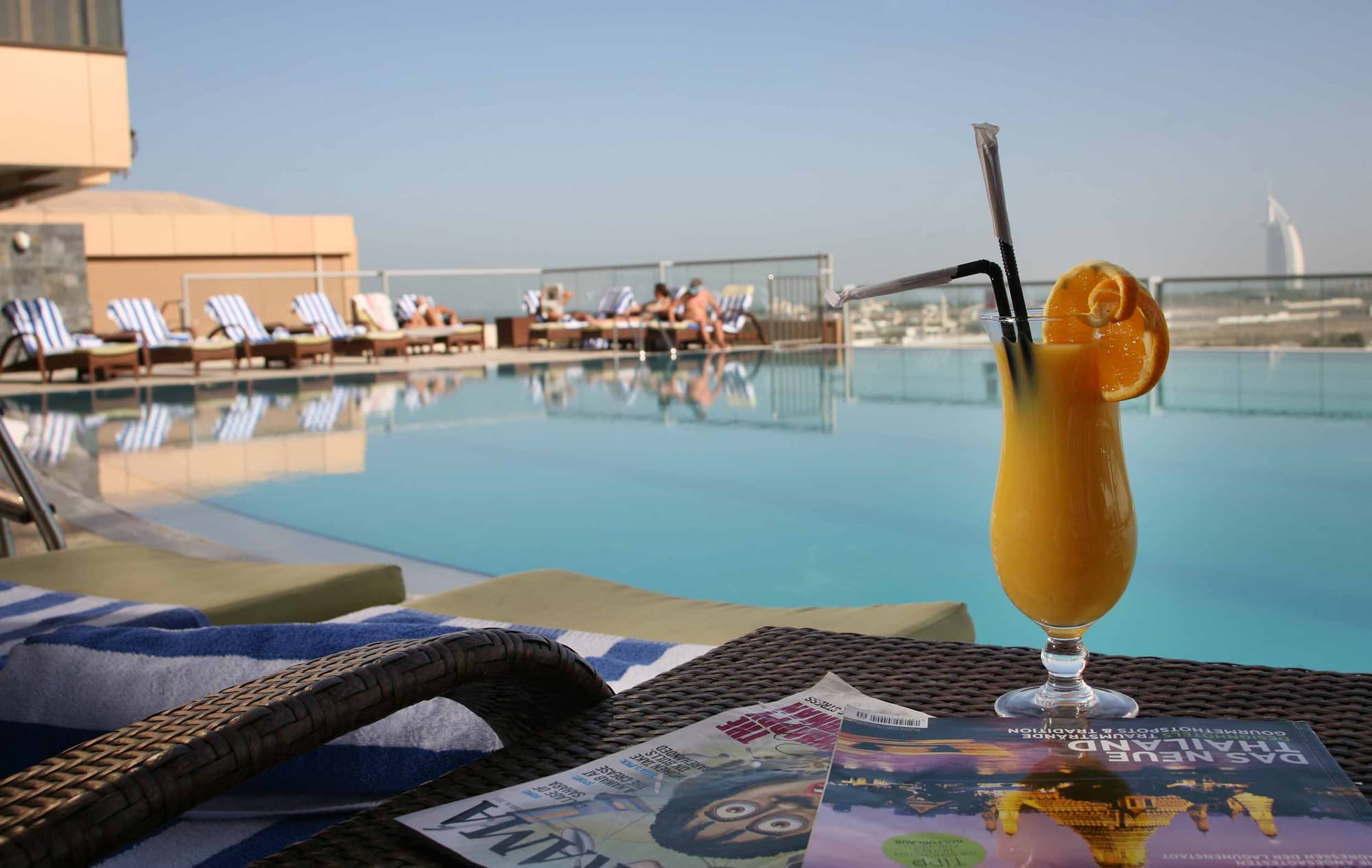 Two Seasons Hotel & Apartments (ex. Gloria Hotel), Pool