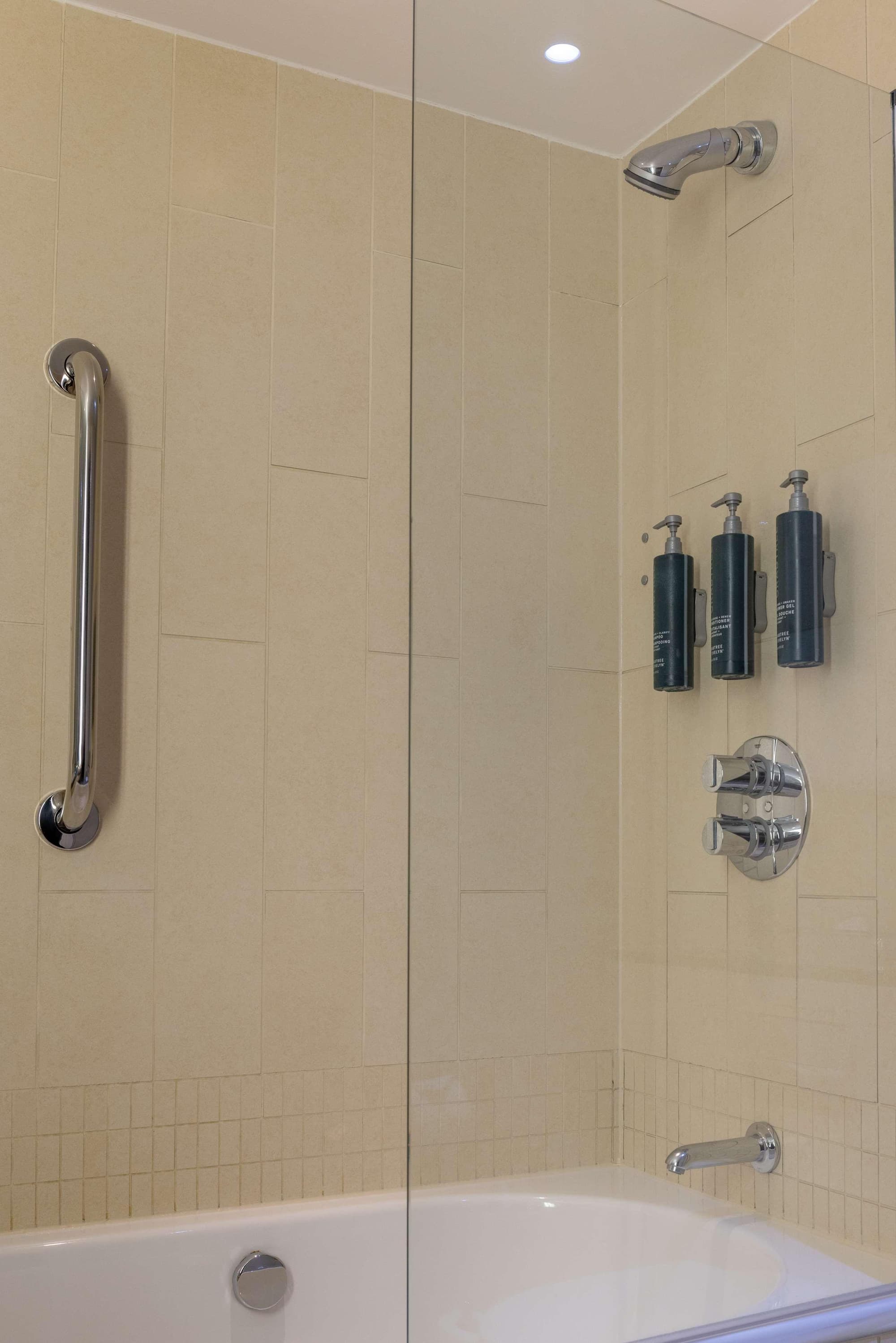 DoubleTree by Hilton Hotel London Heathrow Airport, Room