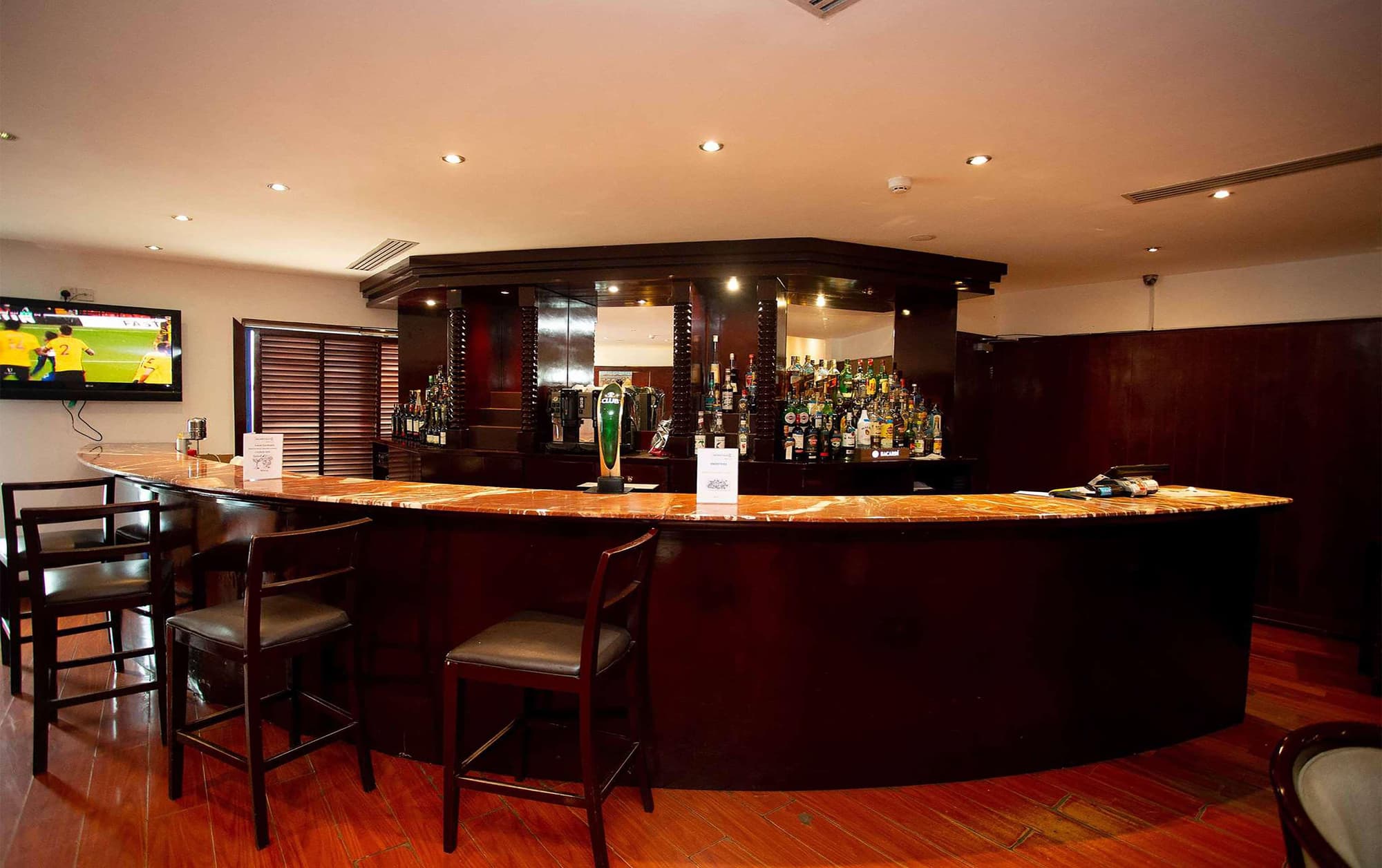 Lancaster Hotel Kumasi, Bar