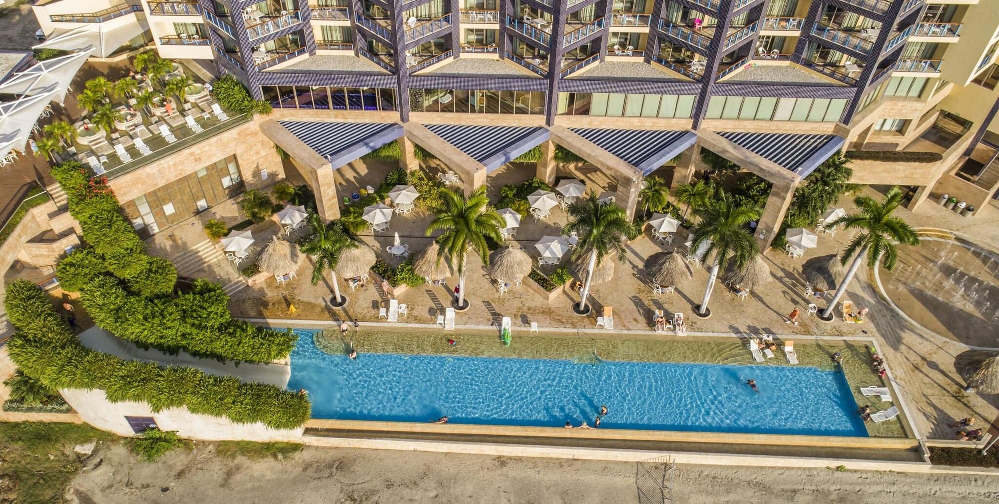 Zuana Beach Resort, Pool