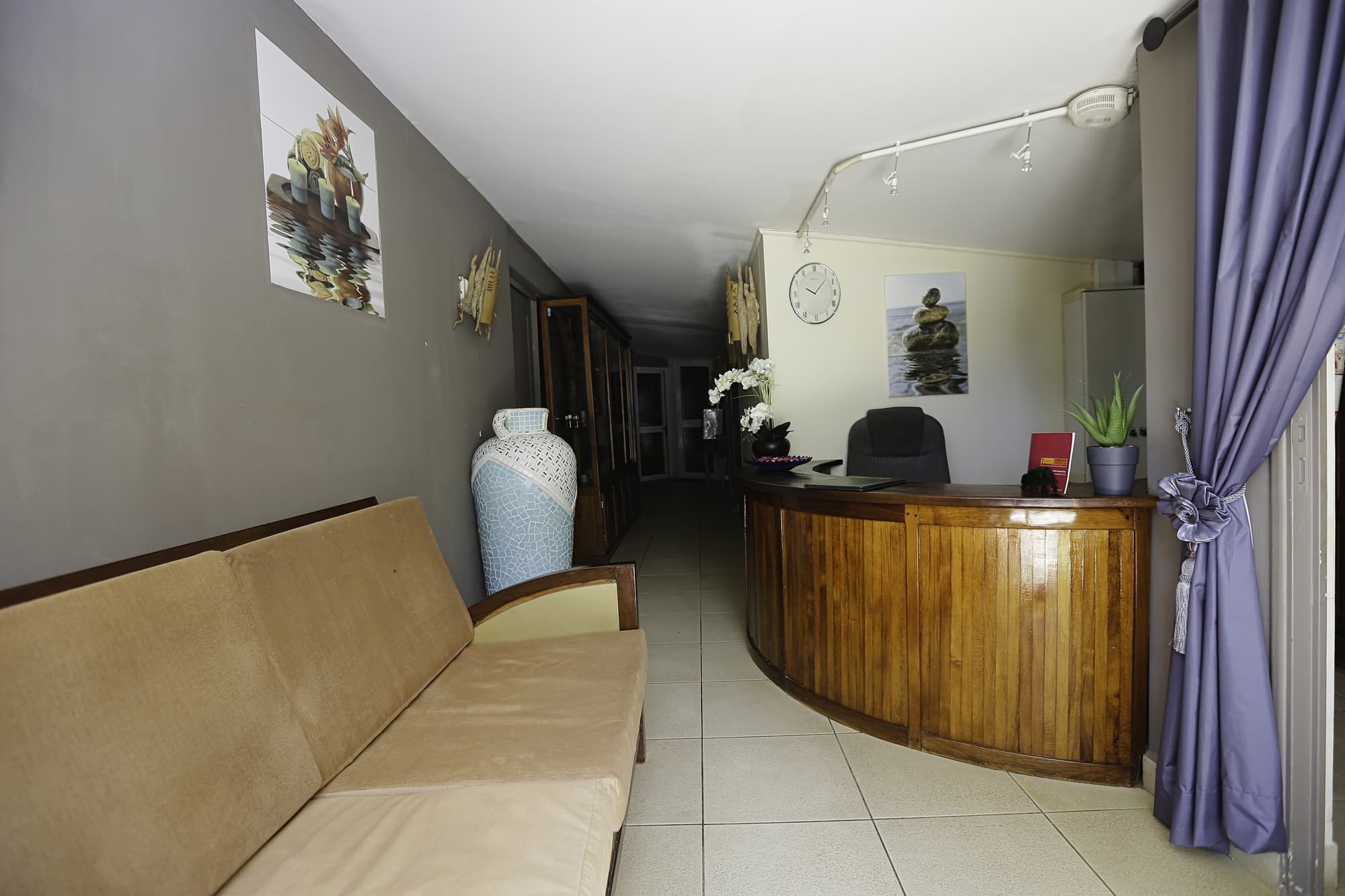 Le Grand Hotel Antsiranana, Sports and Entertainment