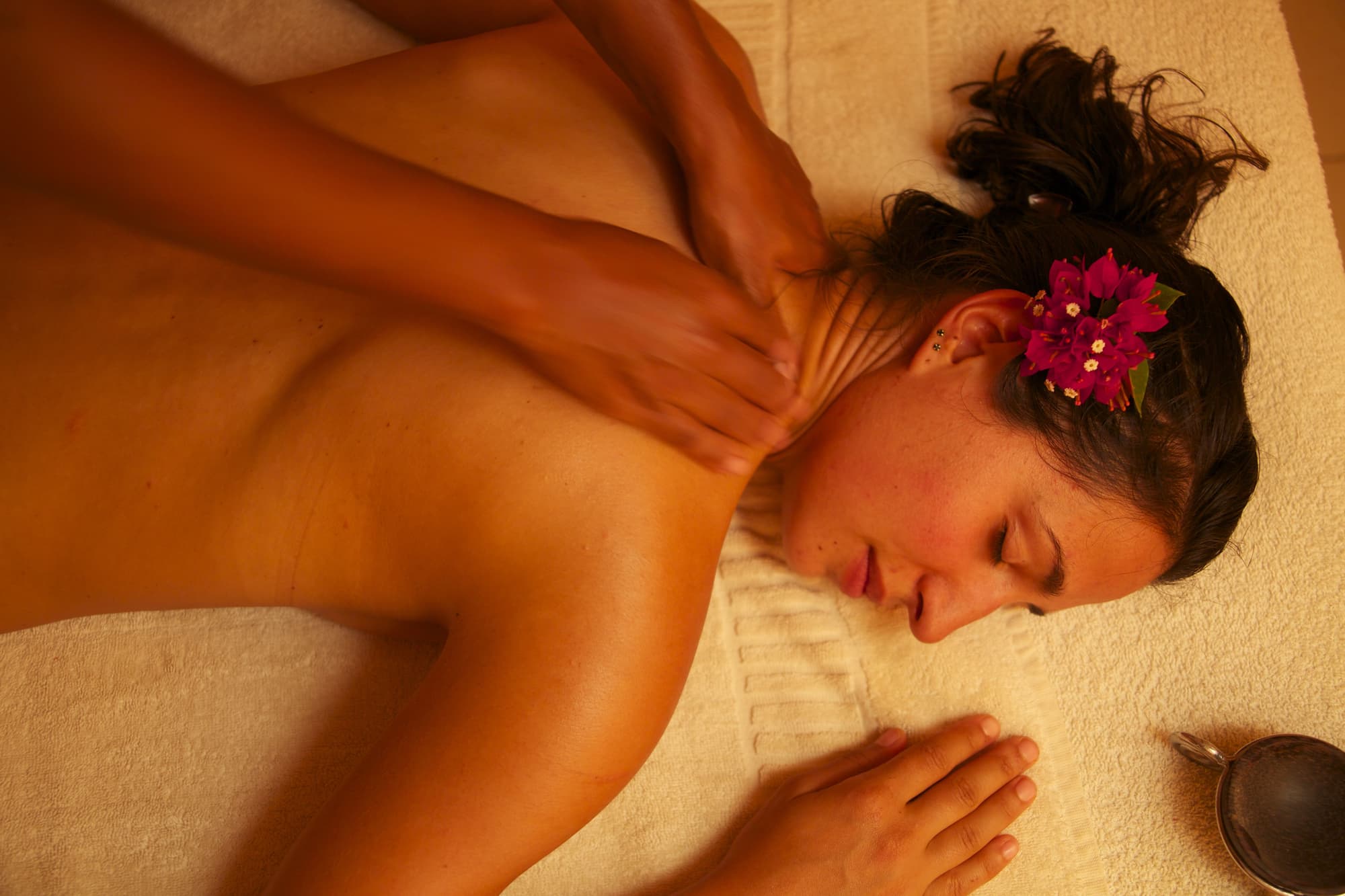 Le Grand Hotel Antsiranana, Sports and Entertainment