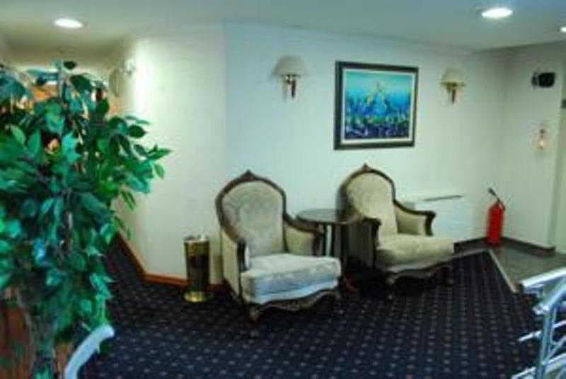 Millenium Palace, Lobby