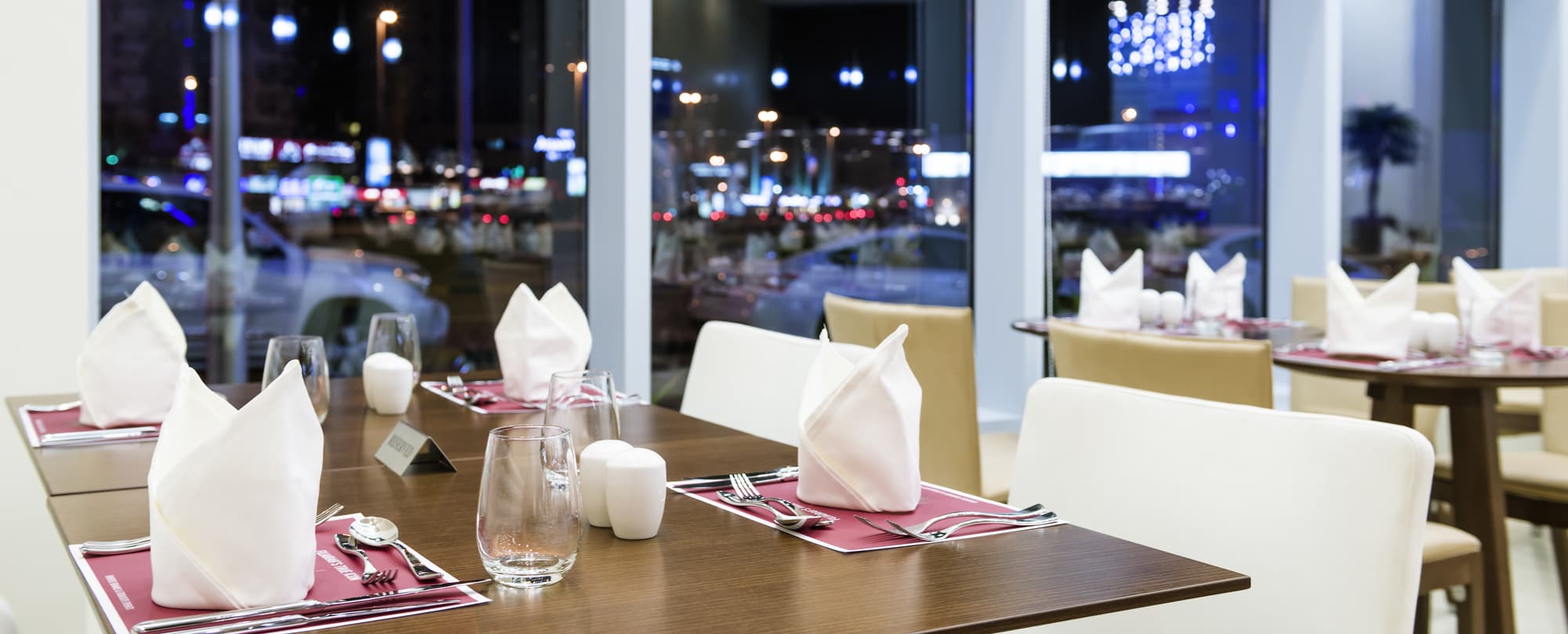 Novotel Fujairah, Restaurant