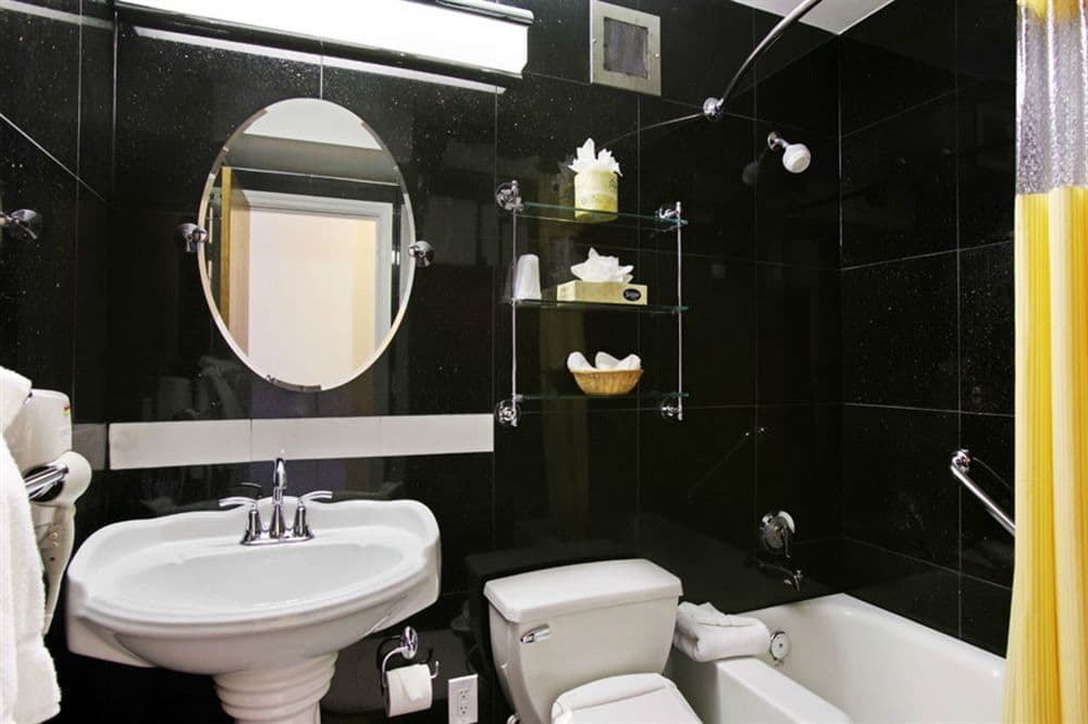 Garner Hotel North Bergen - NYC Gateway, Room