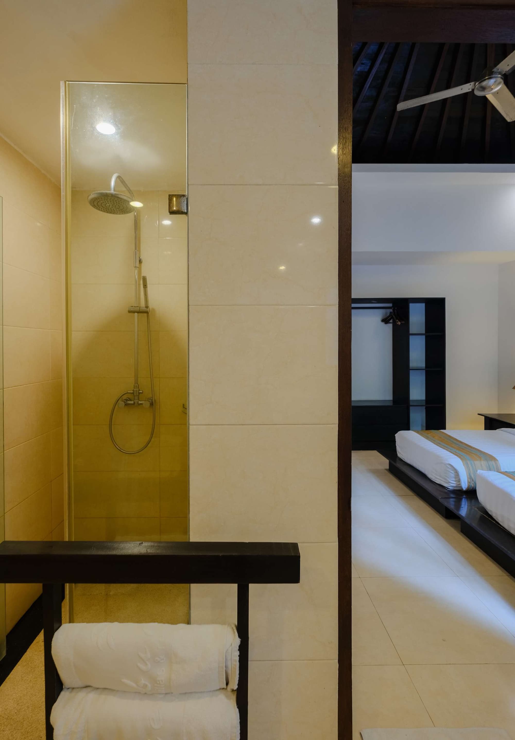 Kebun Villas & Resort, Room