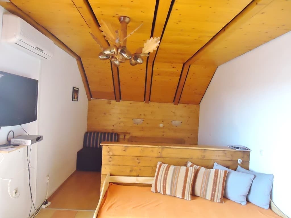 Apartments & rooms Kristic, Room