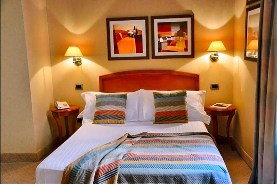 LH Hotel Lloyd Roma, Room