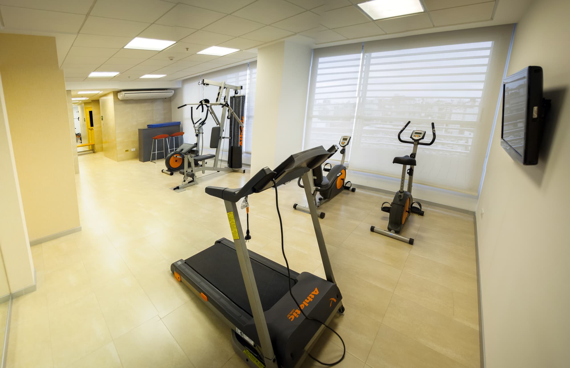 Amerian Puerto Rosario Hotel, Sports and Entertainment