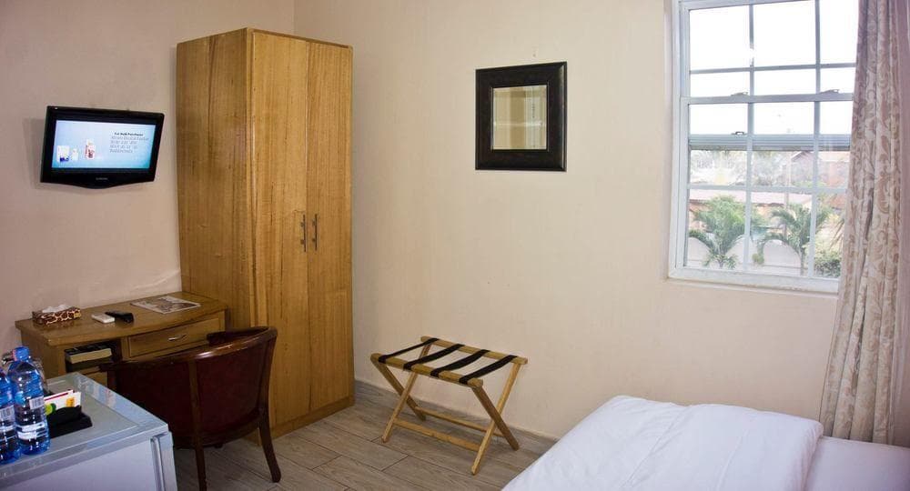 Tropical Enclave Hotel, General view