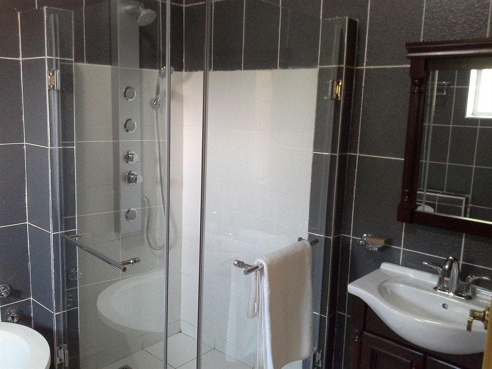 Tropical Enclave Hotel, General view