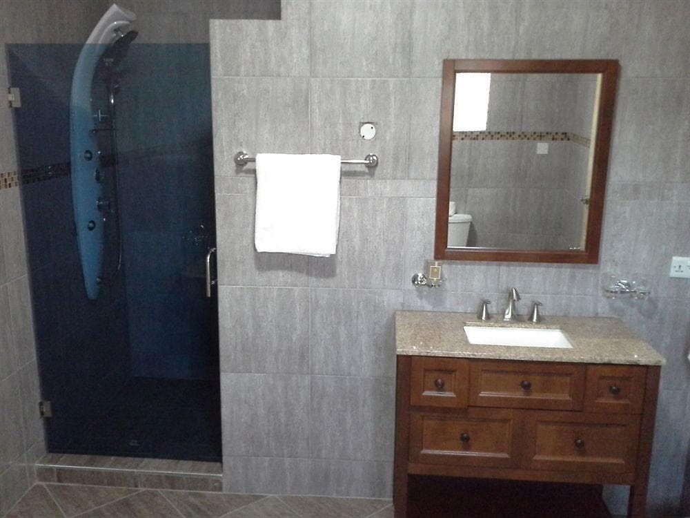 Tropical Enclave Hotel, General view