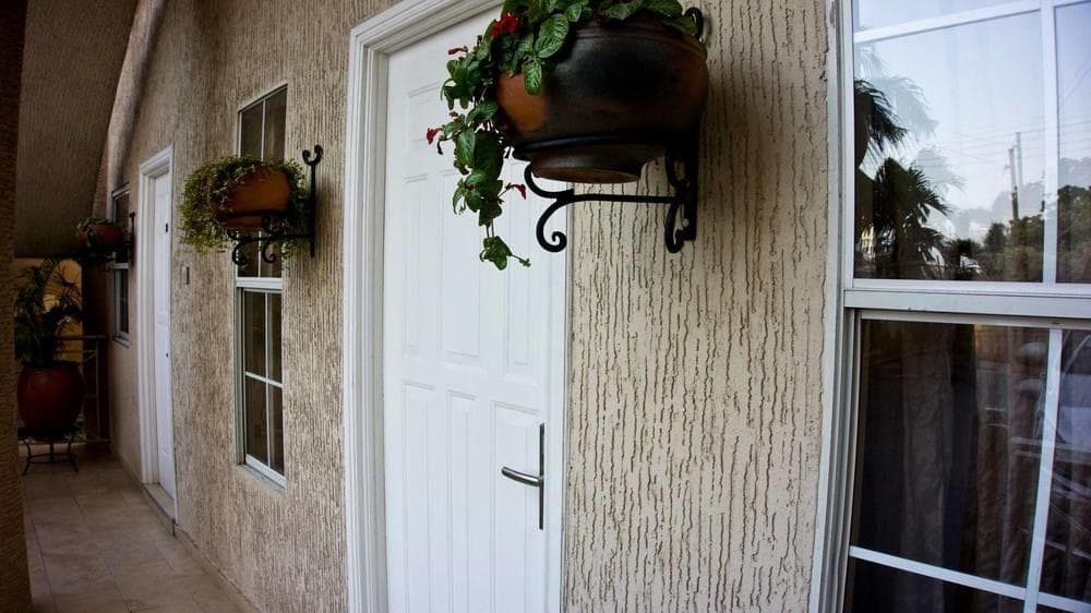 Tropical Enclave Hotel, General view