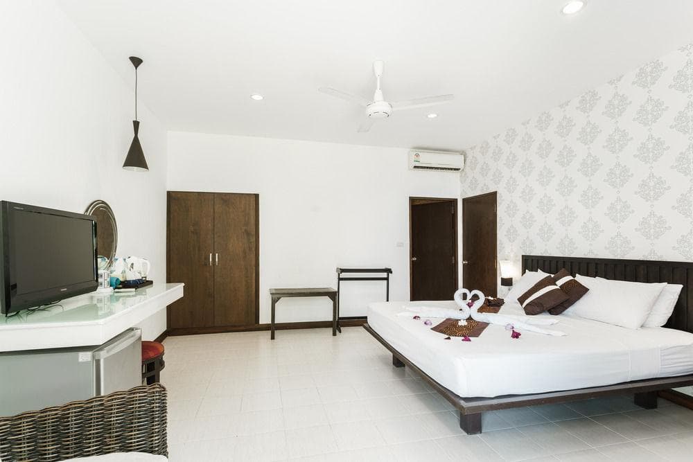 Samui Pier Beach Resort, General view