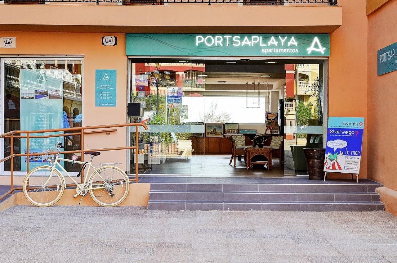 Valencia Port Saplaya Apartamentos, General view