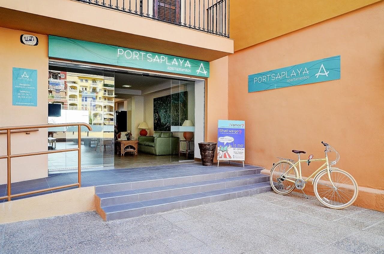 Valencia Port Saplaya Apartamentos, General view
