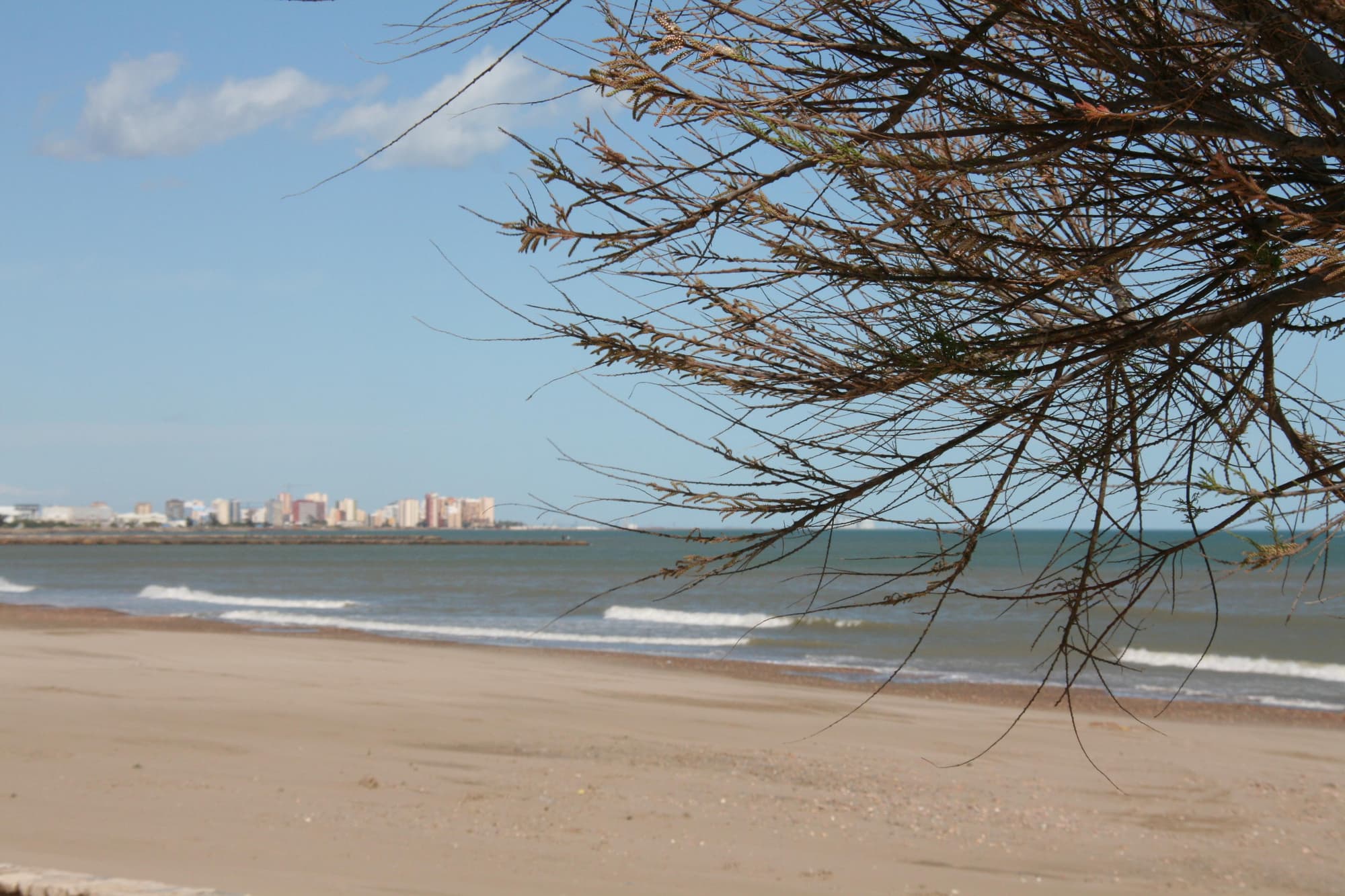 Valencia Port Saplaya Apartamentos, Beach