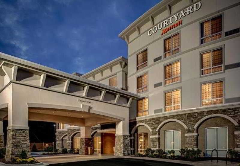 Courtyard Boone, General view