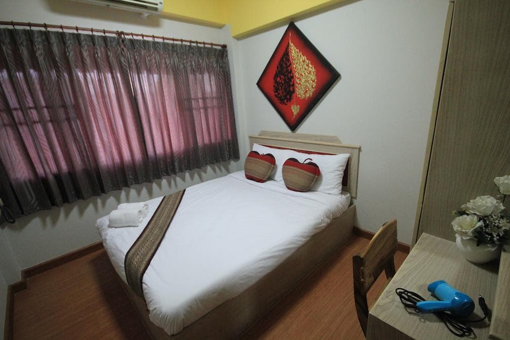 Home Place Hotel, General view