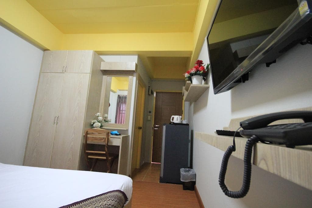 Home Place Hotel, General view