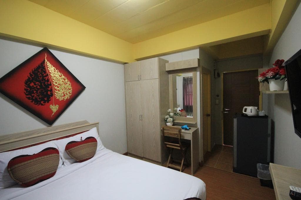 Home Place Hotel, General view