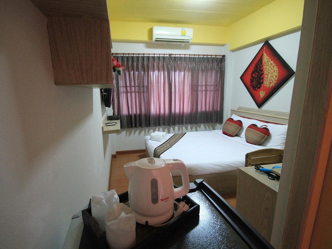 Home Place Hotel, Room