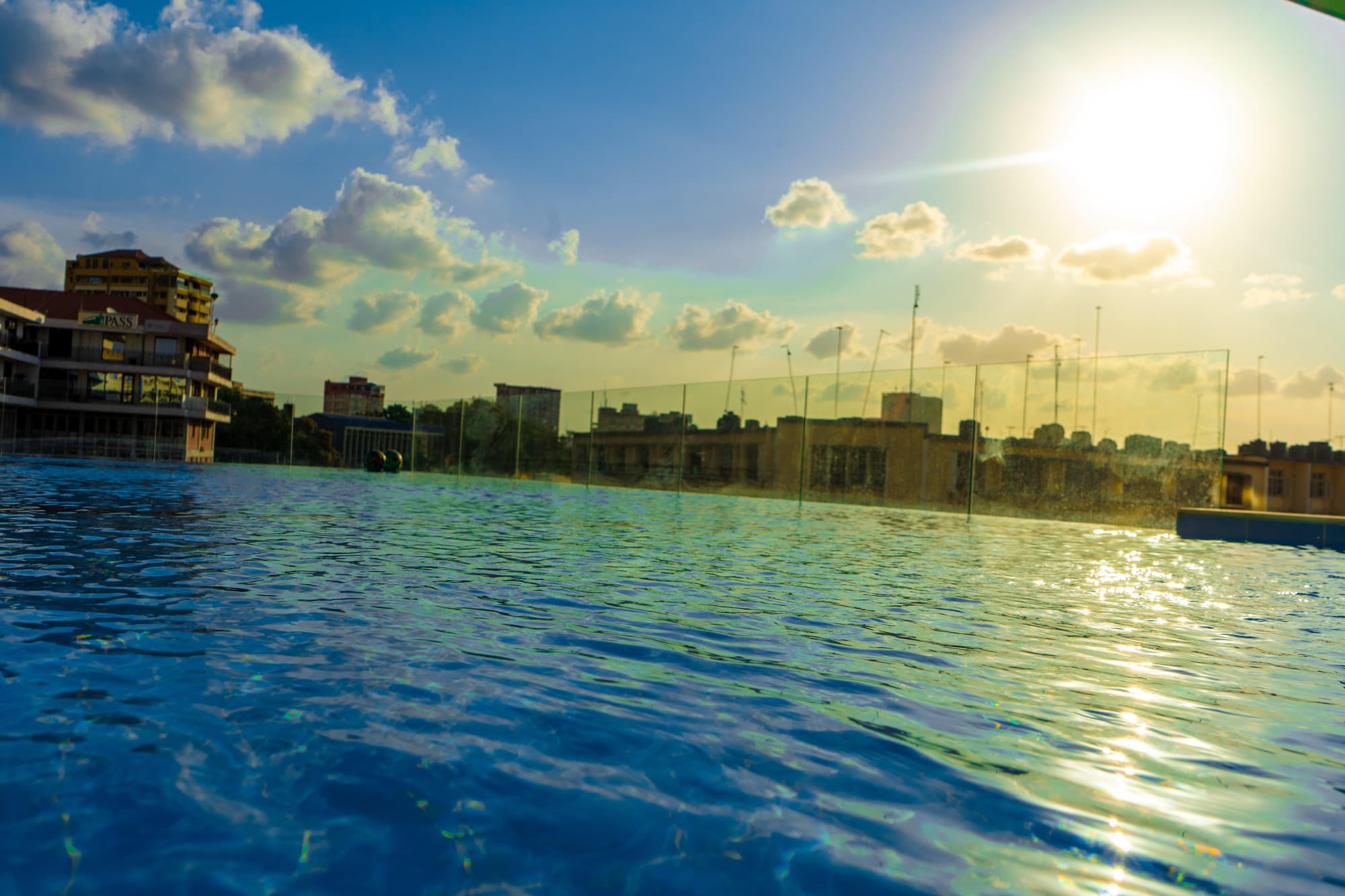 Holiday Inn Dar Es Salaam, Pool