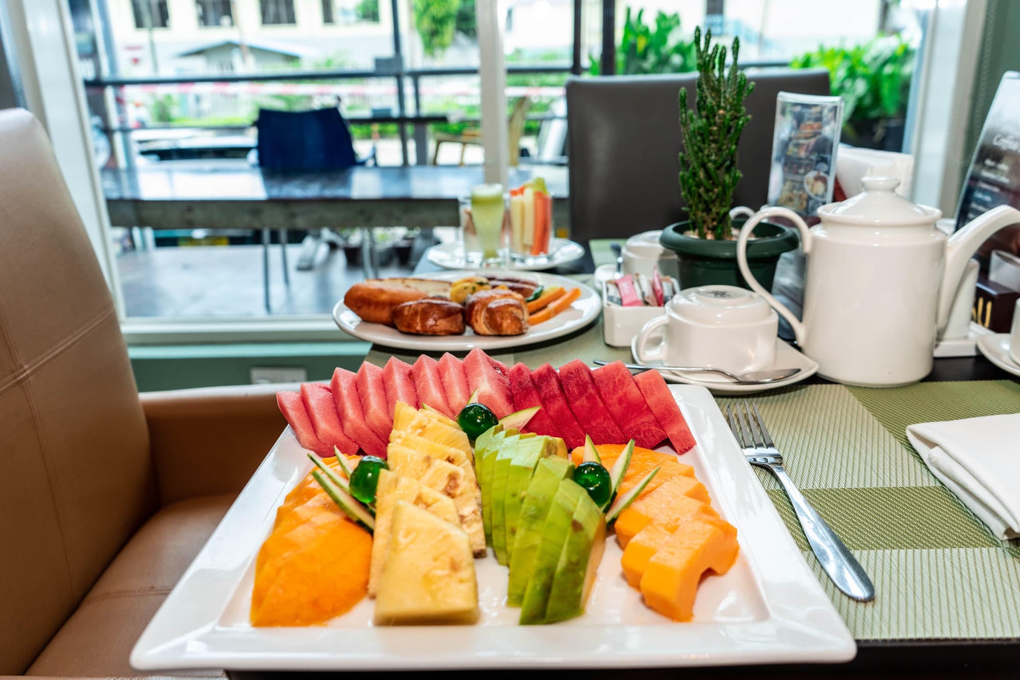 Holiday Inn Dar Es Salaam, Restaurant