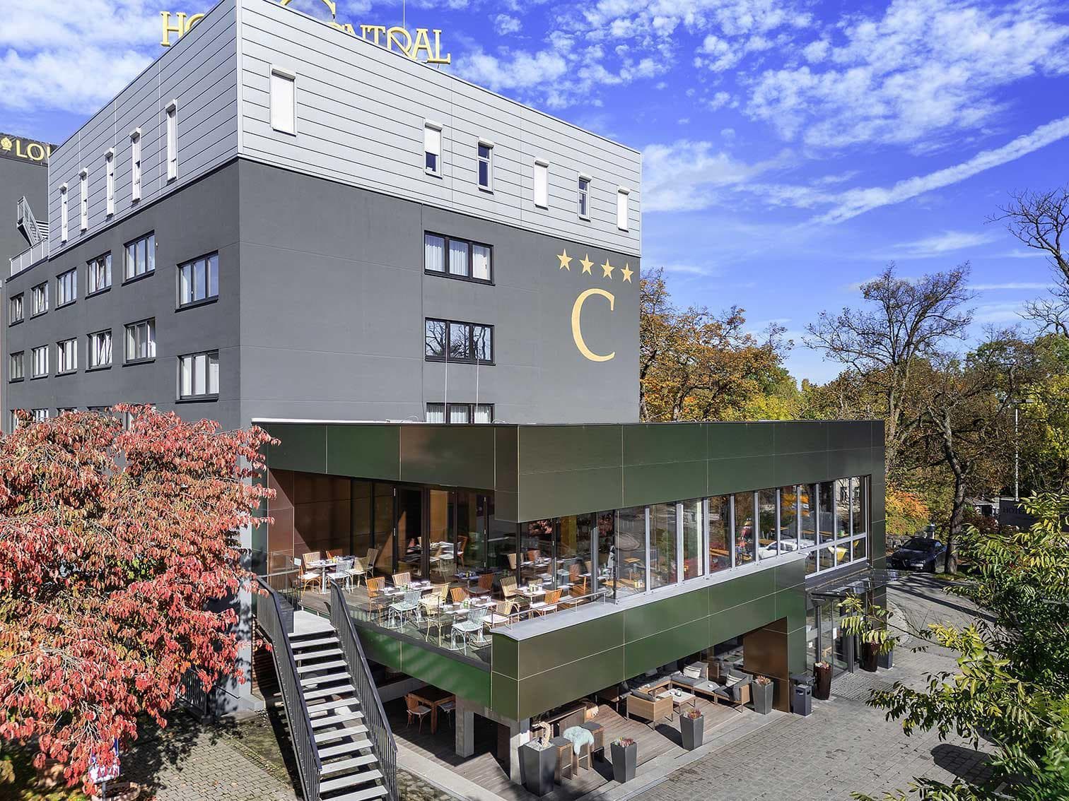 Central, General view