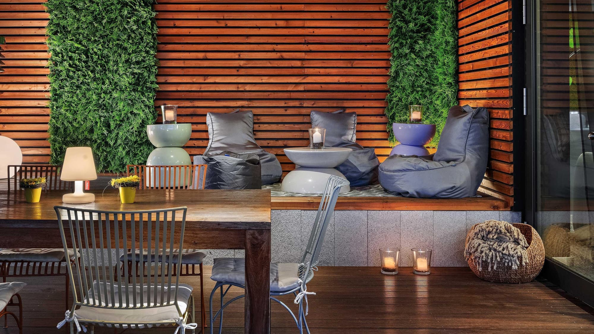 Central, General view