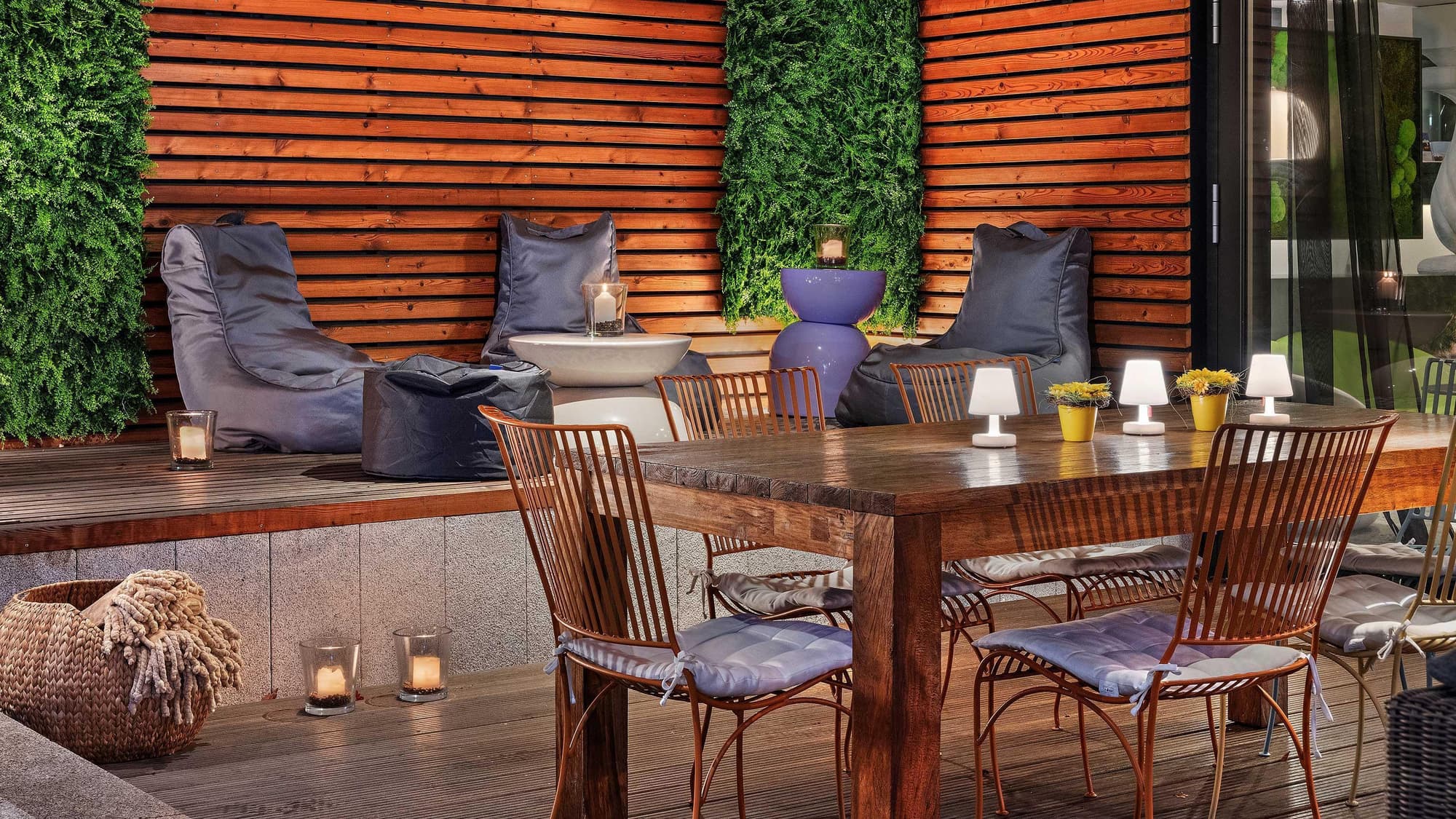 Central, General view