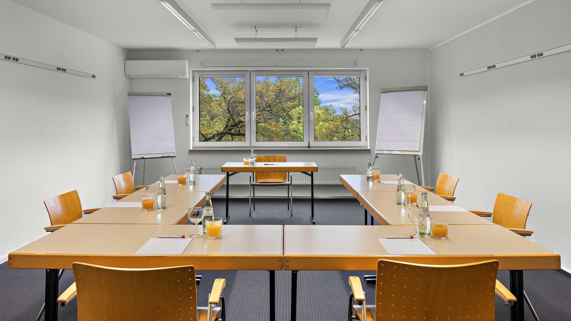 Central, Conferences