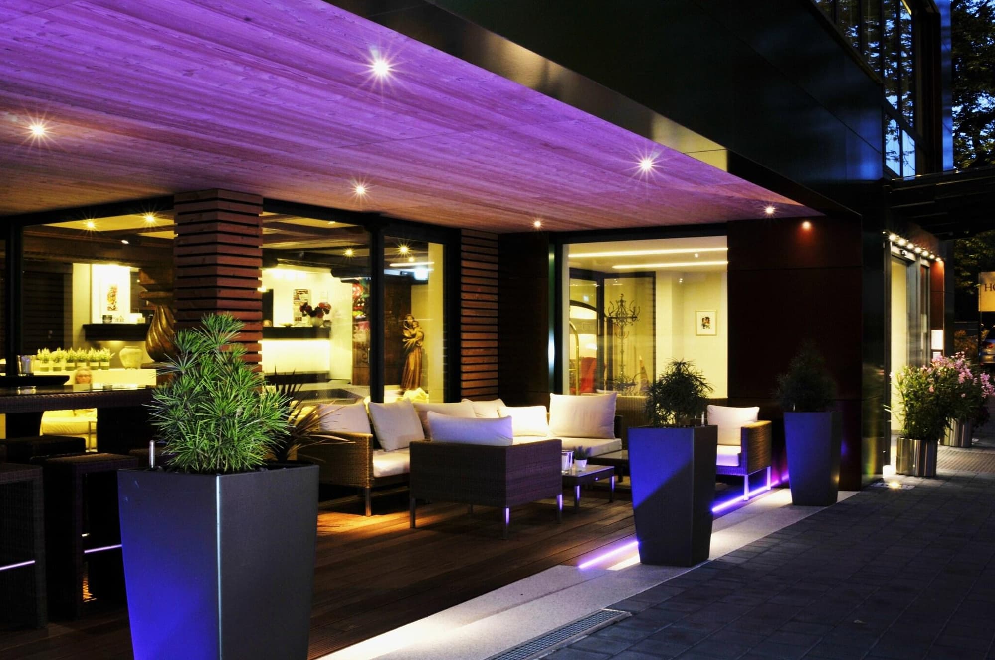 Central, General view