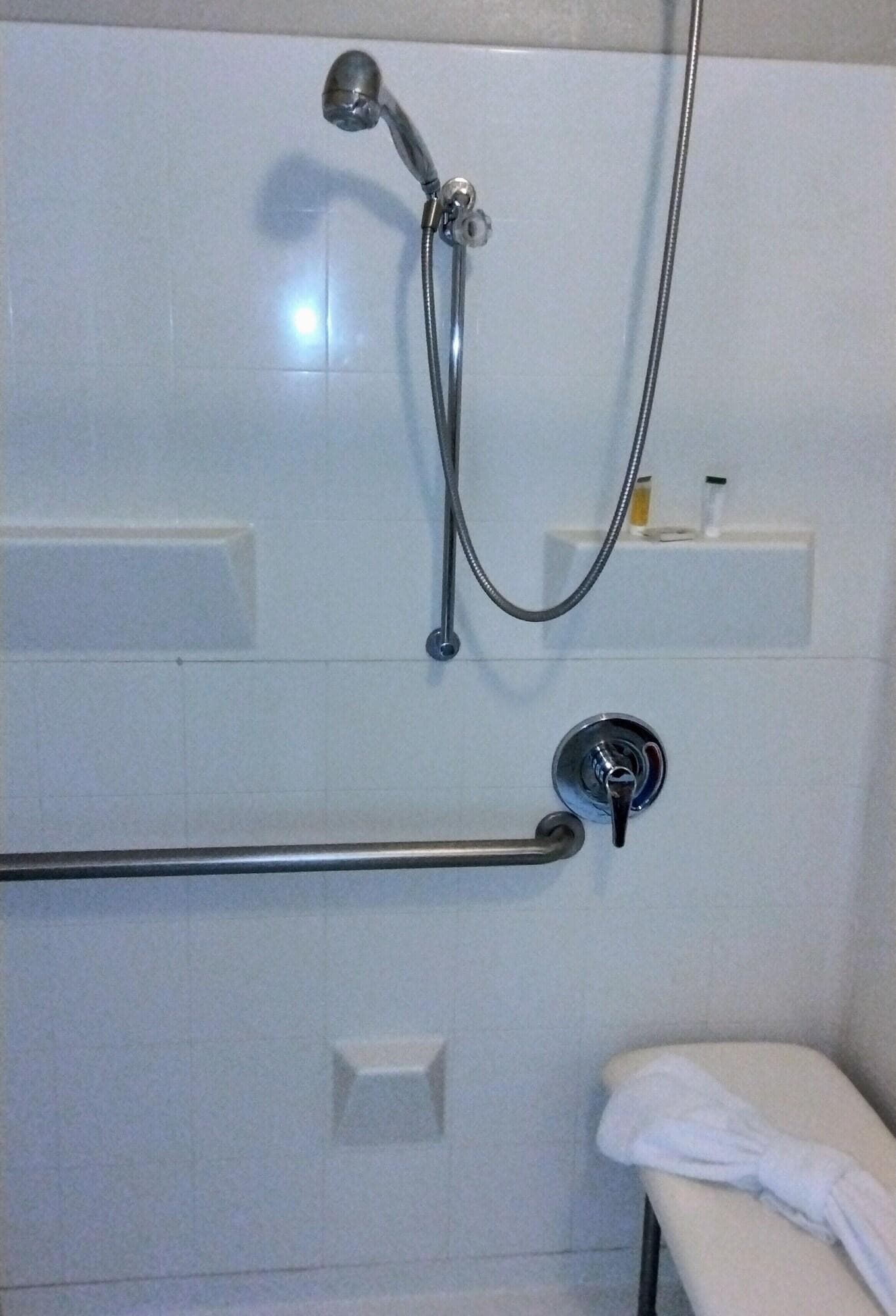 Super 8 By Wyndham Barstow, Room