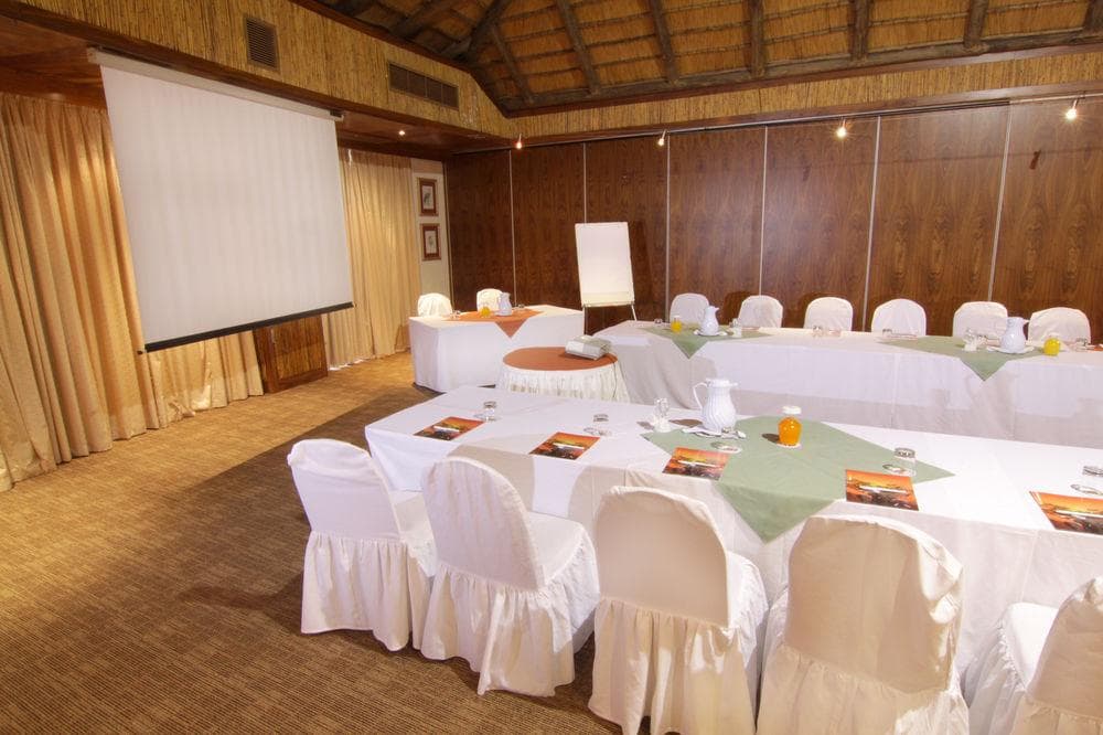 Cresta Mowana Safari Lodge, General view