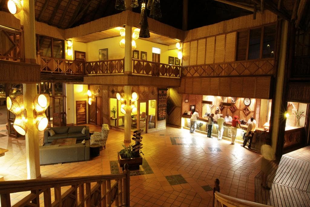 Cresta Mowana Safari Lodge, Lobby