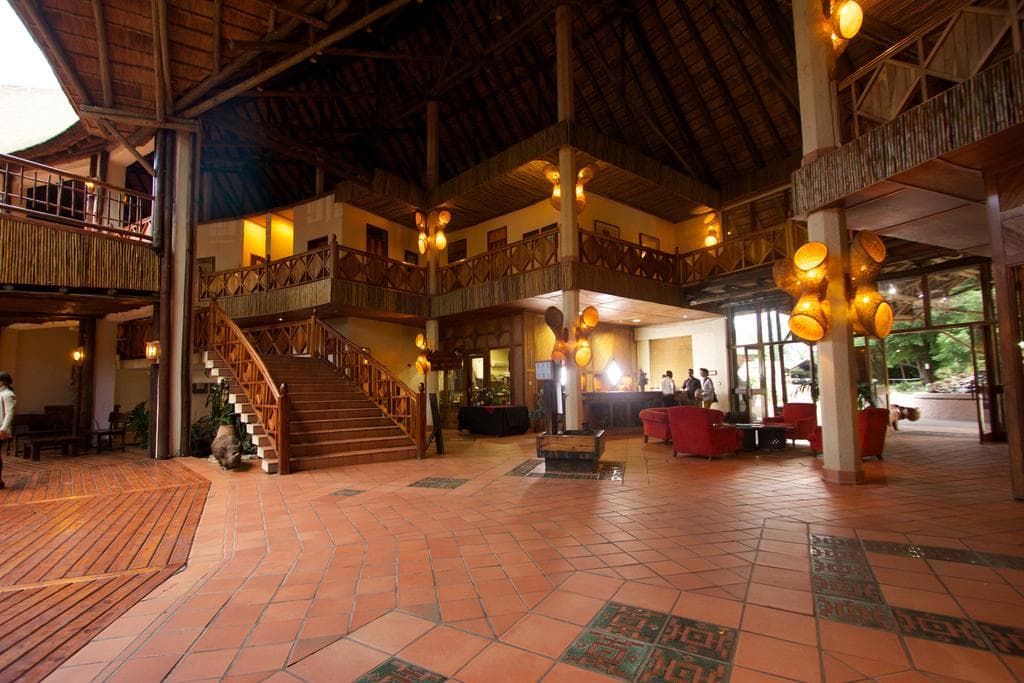 Cresta Mowana Safari Lodge, Lobby