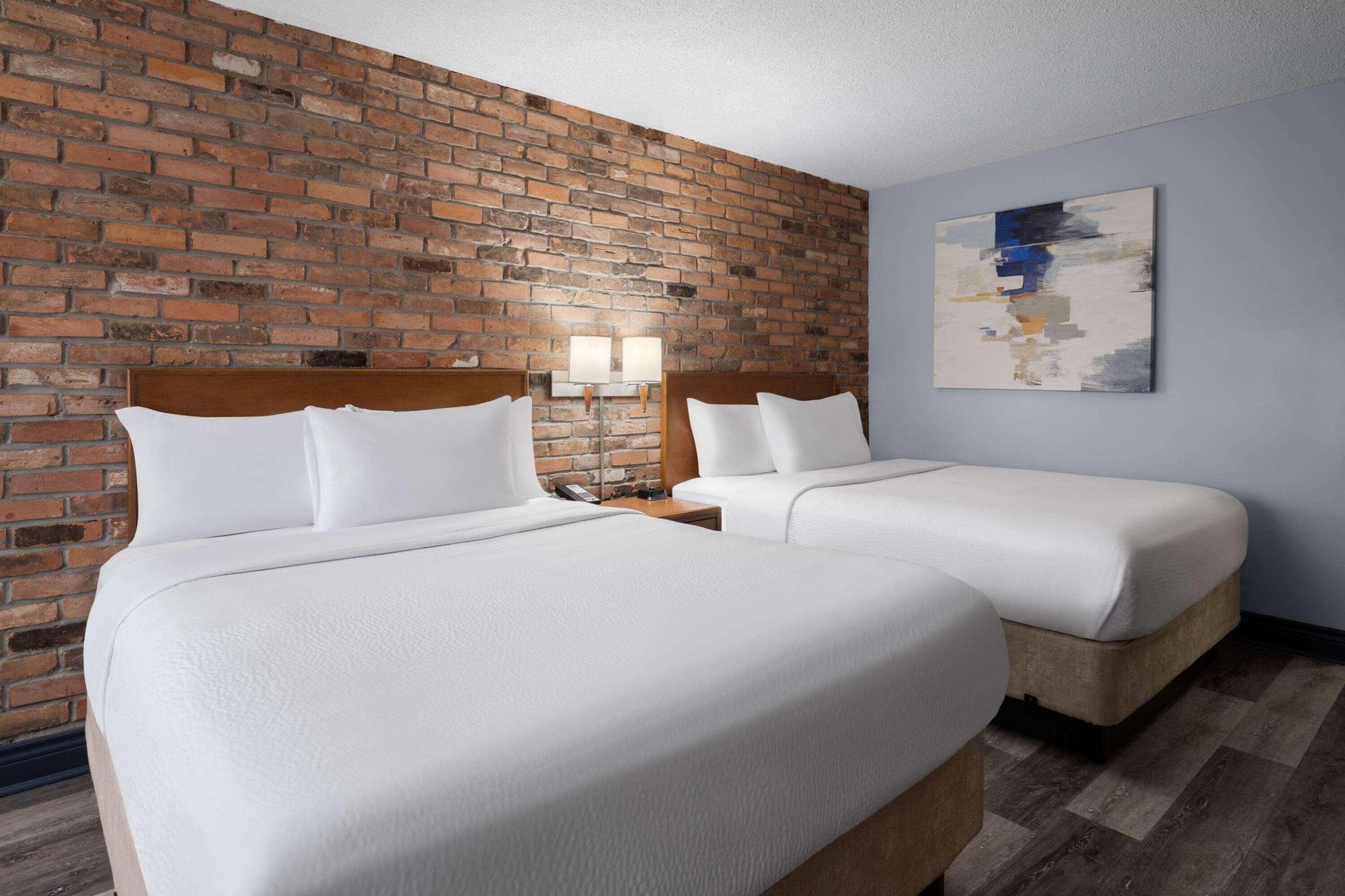 Travelodge by Wyndham Downtown Barrie, Room