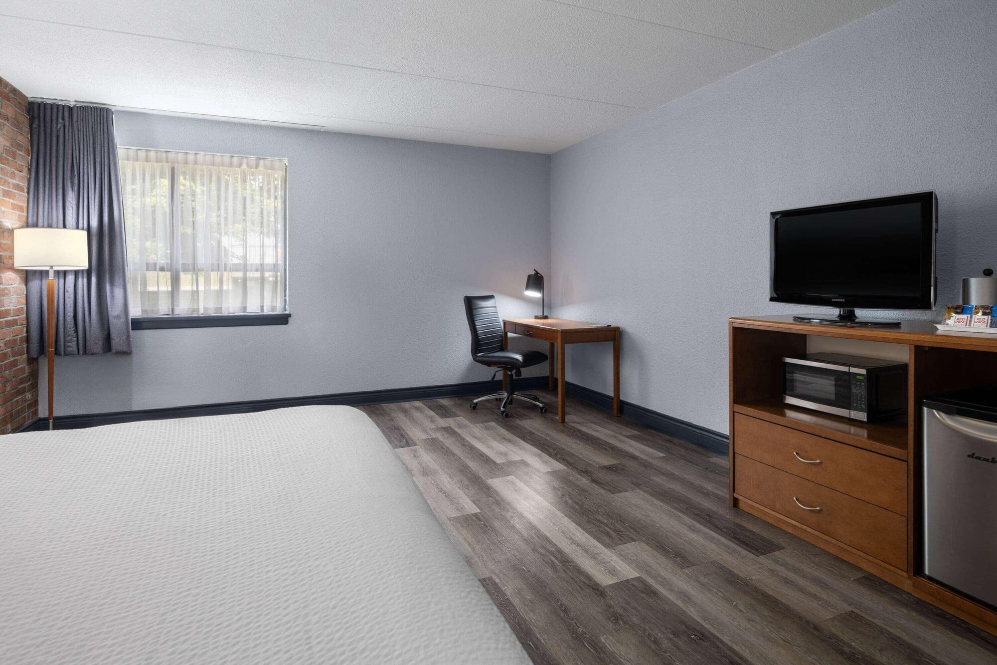 Travelodge by Wyndham Downtown Barrie, Room