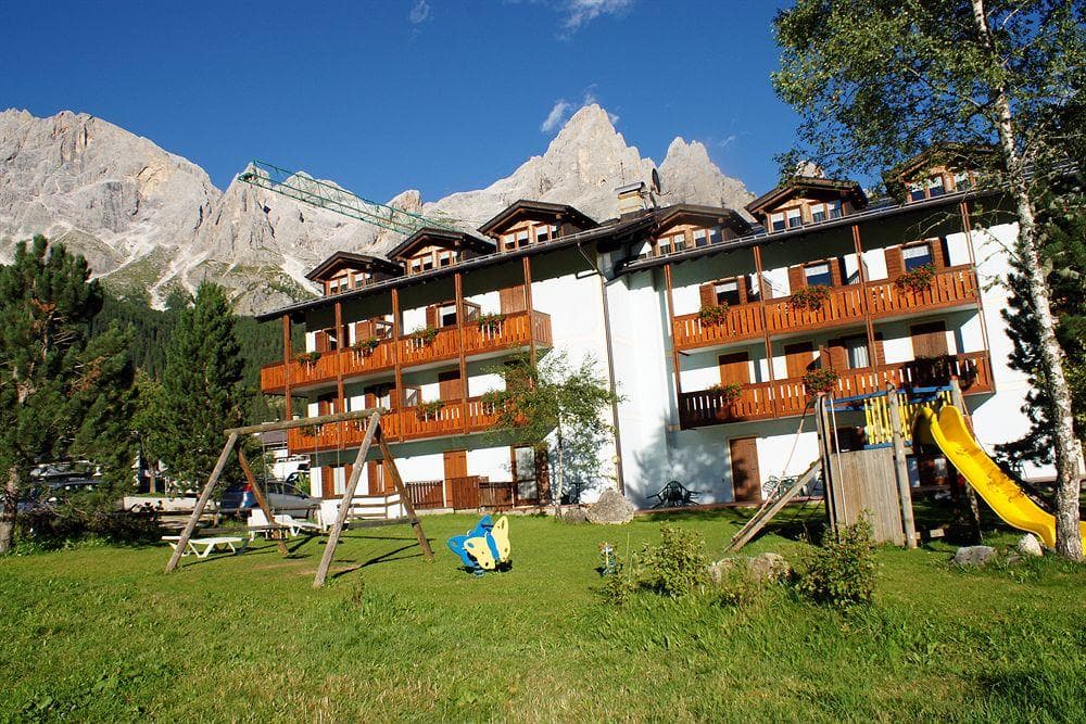 Relais Club Hotel San Martino di Castrozza, General view