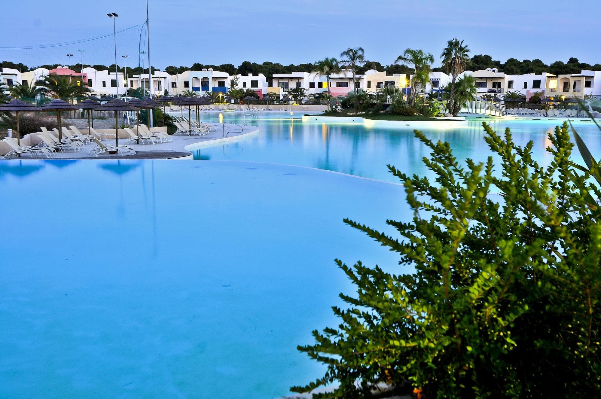 Turchesi Club Village, Sports and Entertainment