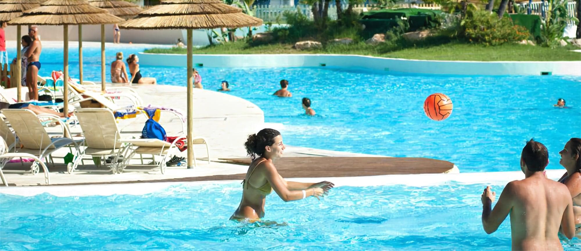 Turchesi Club Village, Sports and Entertainment