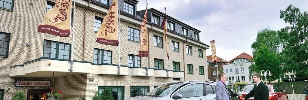 Höttche, General view